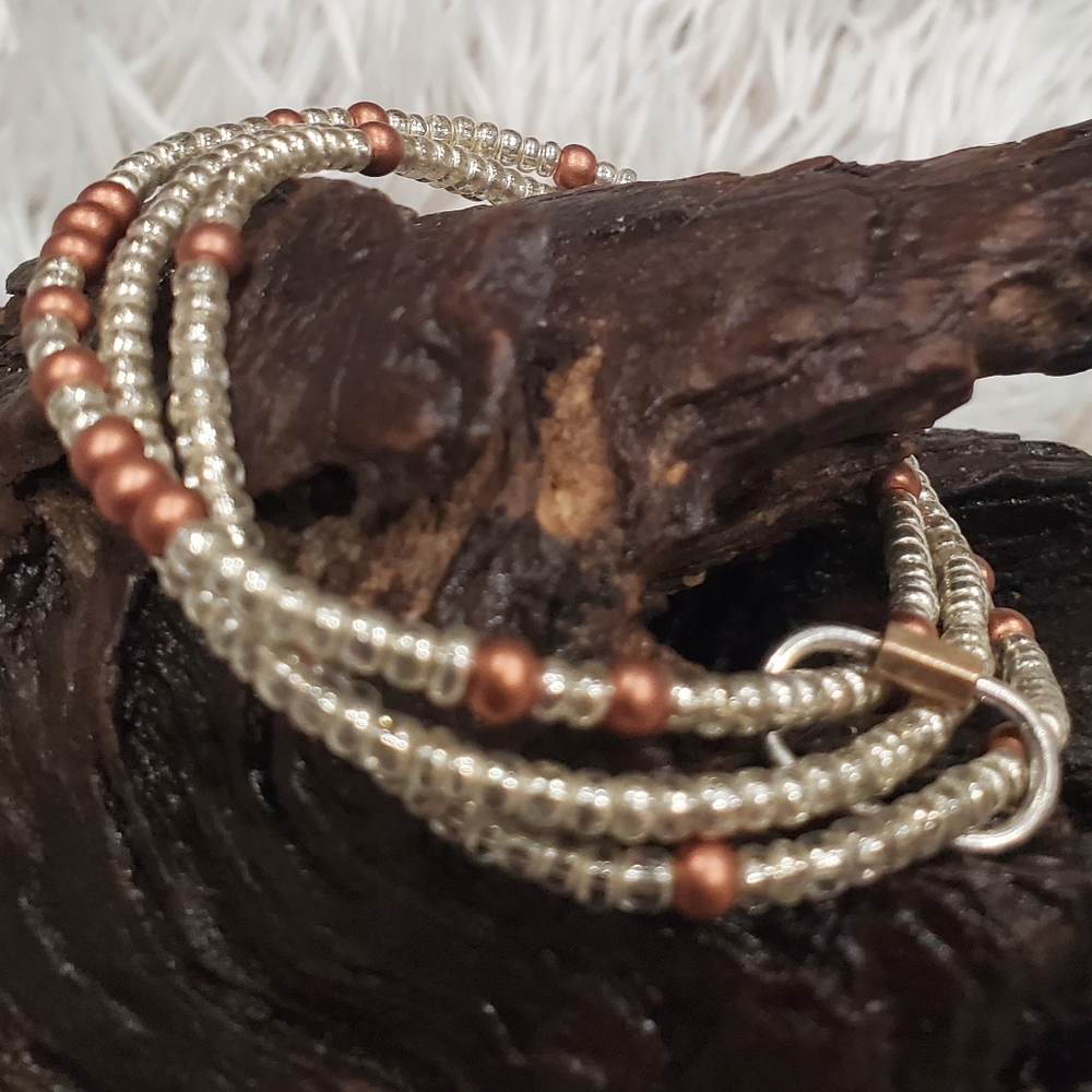 Three stackable Beaded bracelets Minimalist Beaded Stretch Bracelet Set